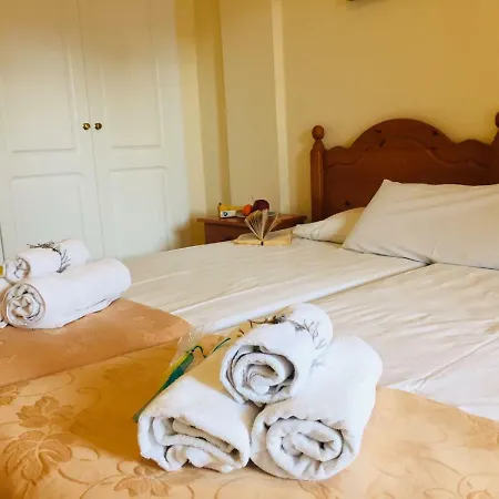 Quite Eden Pool Apartman *